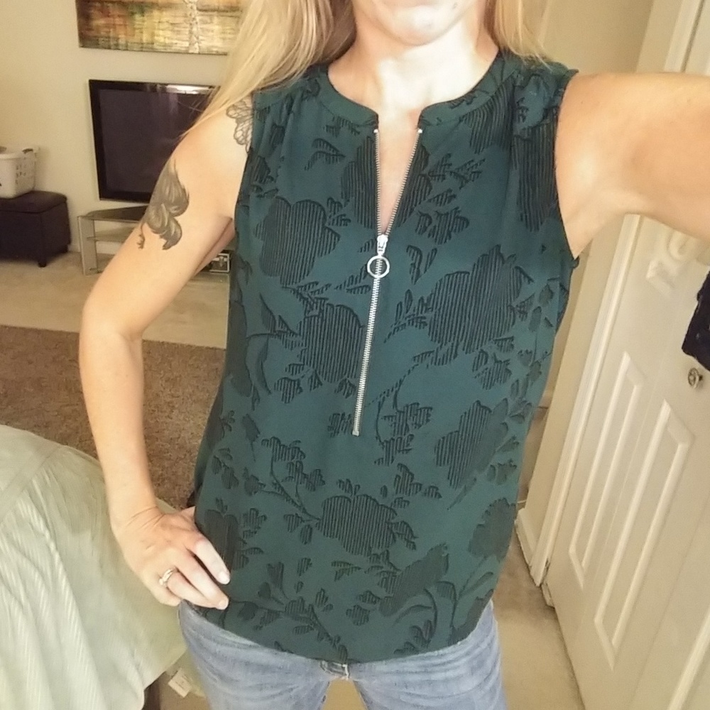 *4 for 16* Apt 9 sleeveless blouse, size small